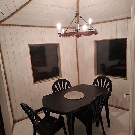Willa Gula Huset Perstorp Zewnętrze zdjęcie